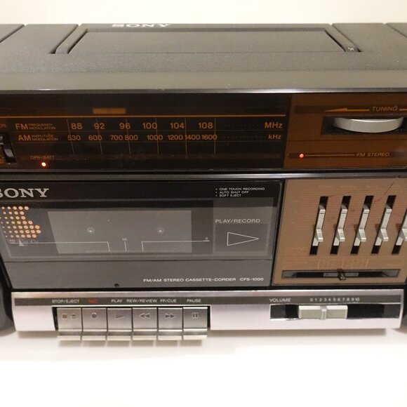 Vintage Sony CFS-1000 Stereo Cassette Recorder AM/FM Radio Boombox - Picture 11 of 14